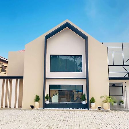 Knightsbridge Hotel & Suites Abuja Exterior photo