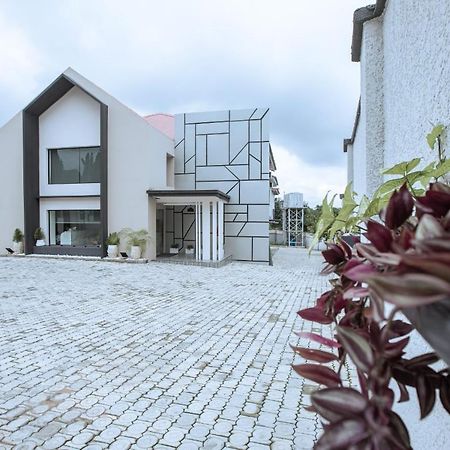 Knightsbridge Hotel & Suites Abuja Exterior photo
