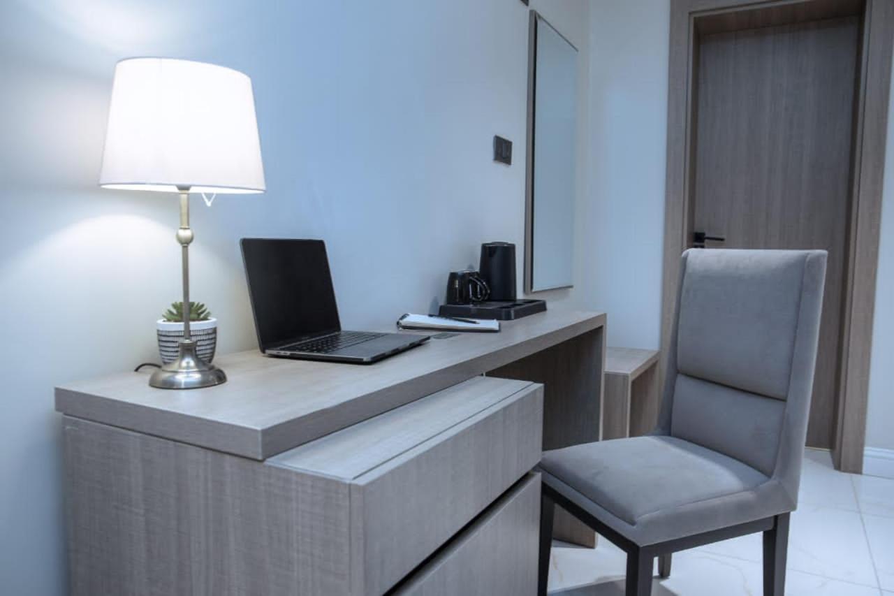 Knightsbridge Hotel & Suites Abuja Exterior photo